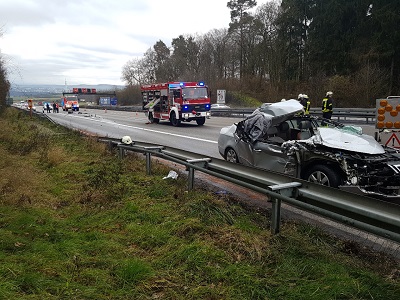 20180121 Verkehrsunfall Elzer Berg