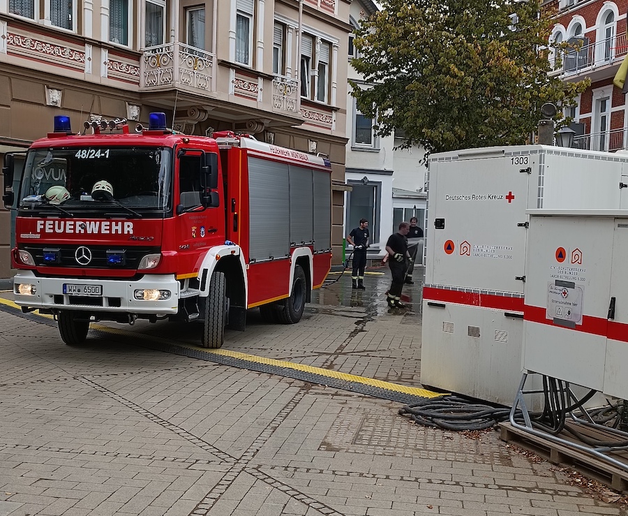 Feuerwehr Fahrzeug Straße