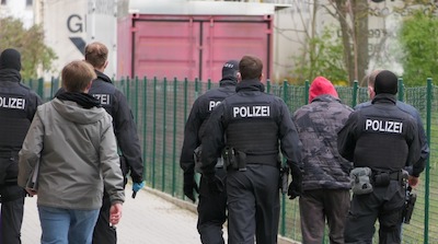 Symbol Polizei Gruppe Durchsuchung